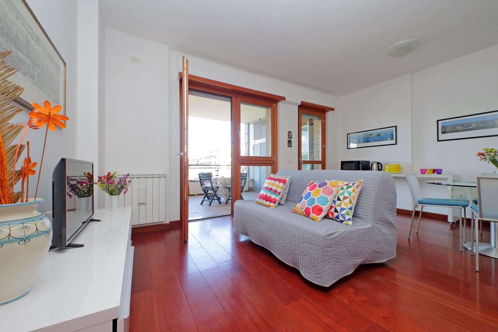 Ych-modern Flat With Terrace Near Eataly Apartment Rom